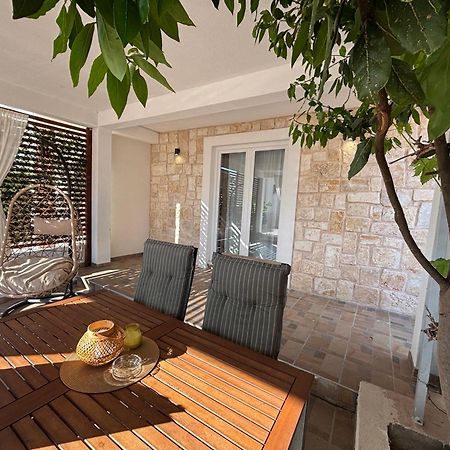 שיבניק Luxury Apartman Nr מראה חיצוני תמונה