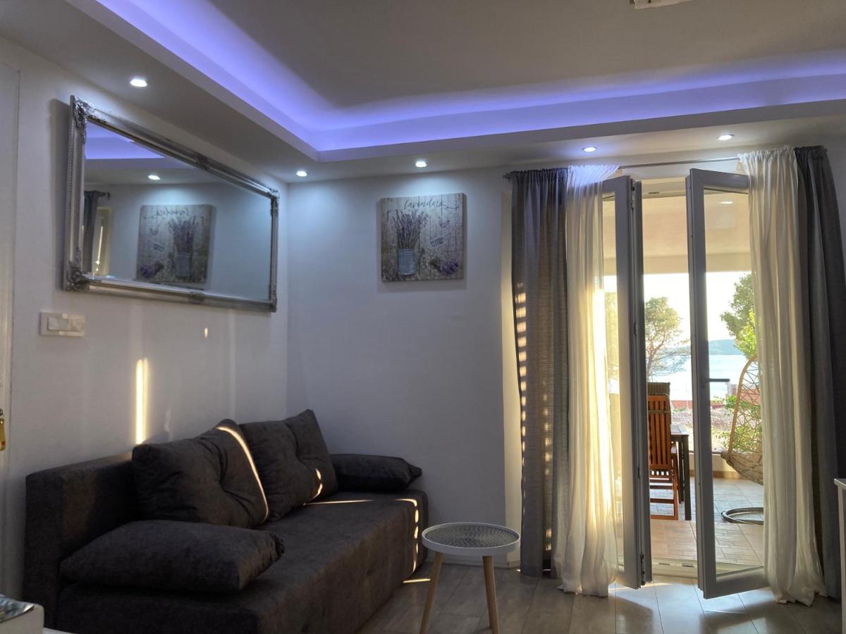 שיבניק Luxury Apartman Nr מראה חיצוני תמונה