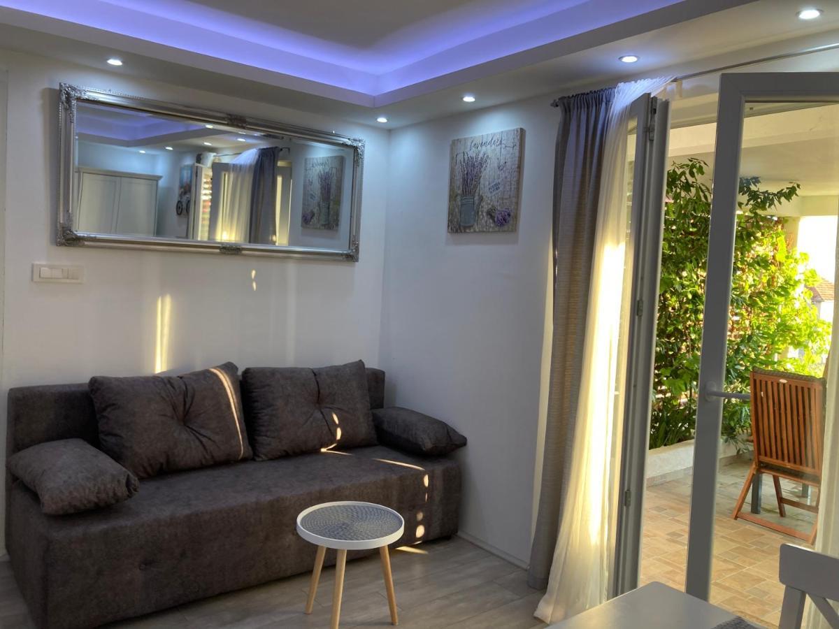 שיבניק Luxury Apartman Nr מראה חיצוני תמונה