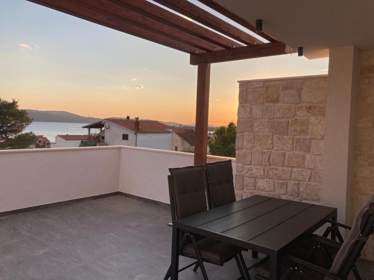 שיבניק Luxury Apartman Nr מראה חיצוני תמונה