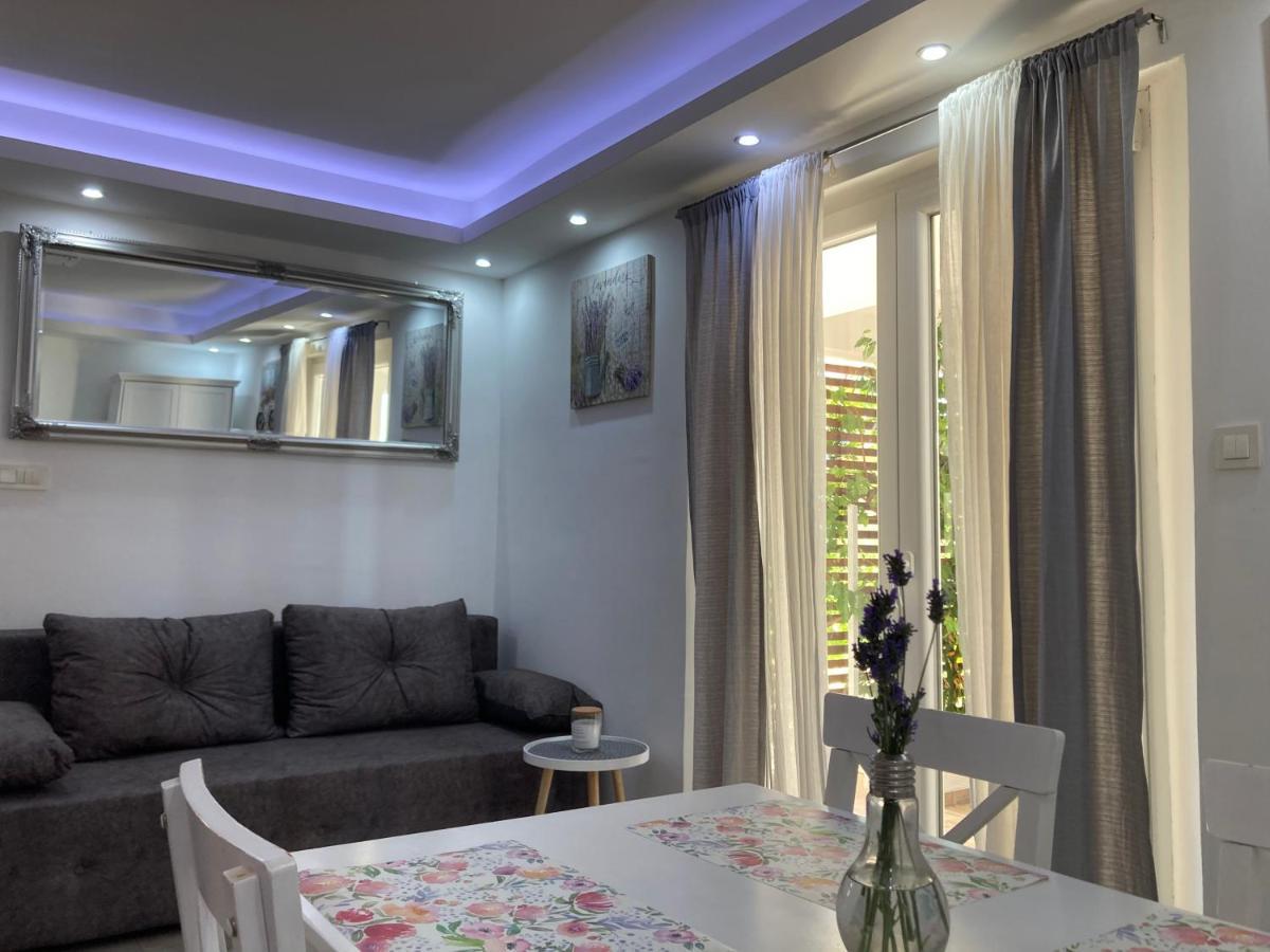 שיבניק Luxury Apartman Nr מראה חיצוני תמונה