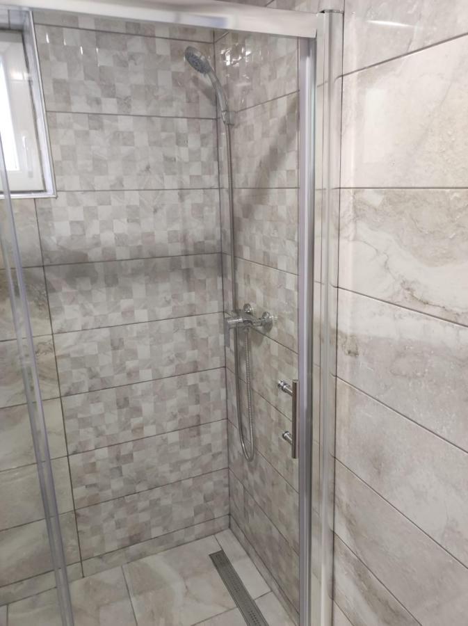 שיבניק Luxury Apartman Nr מראה חיצוני תמונה