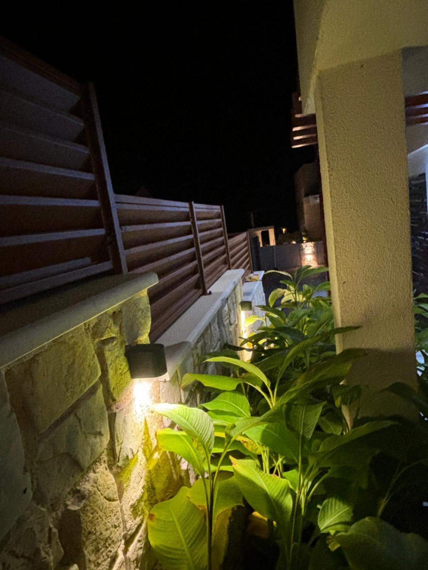 שיבניק Luxury Apartman Nr מראה חיצוני תמונה