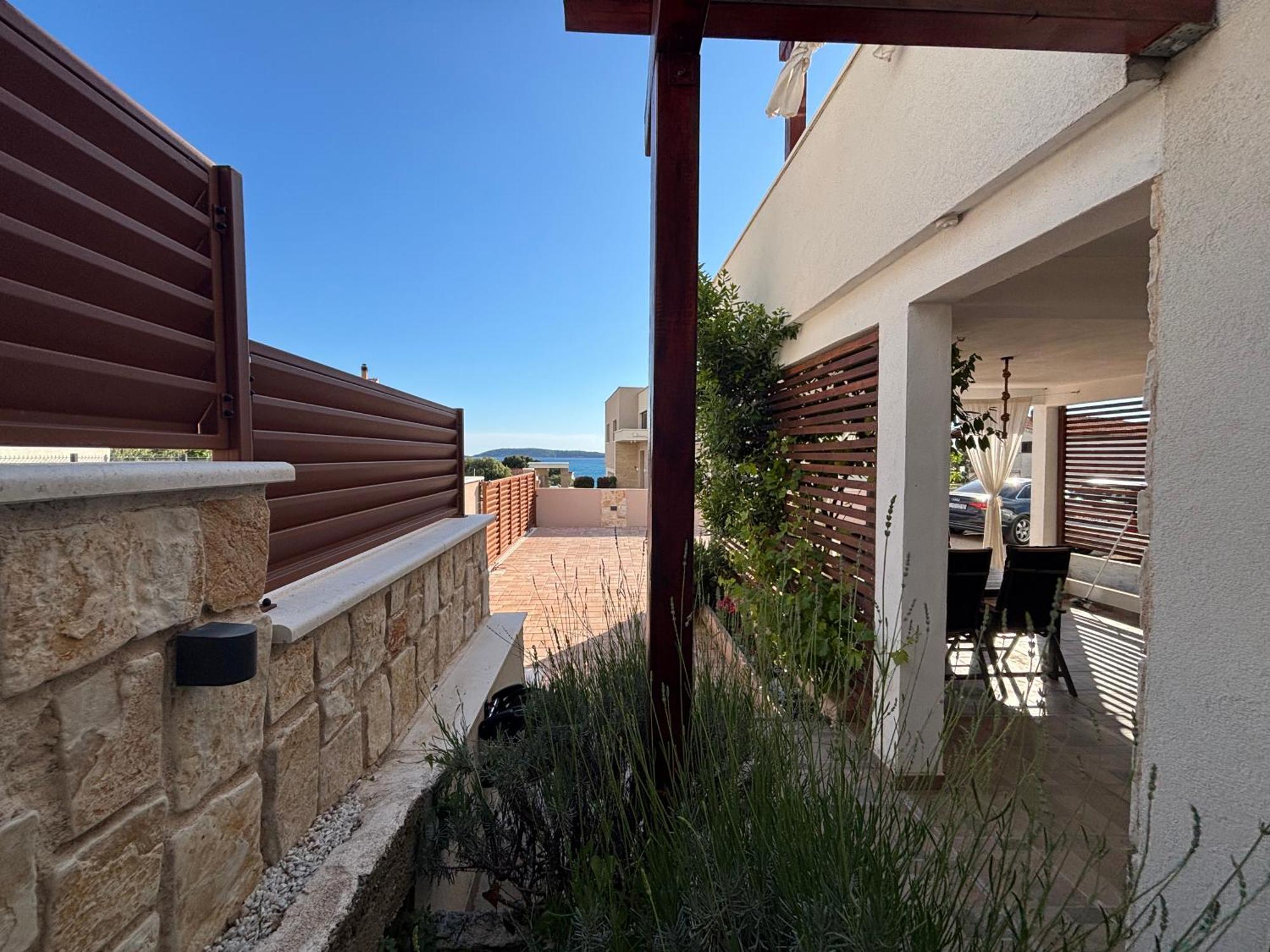 שיבניק Luxury Apartman Nr מראה חיצוני תמונה