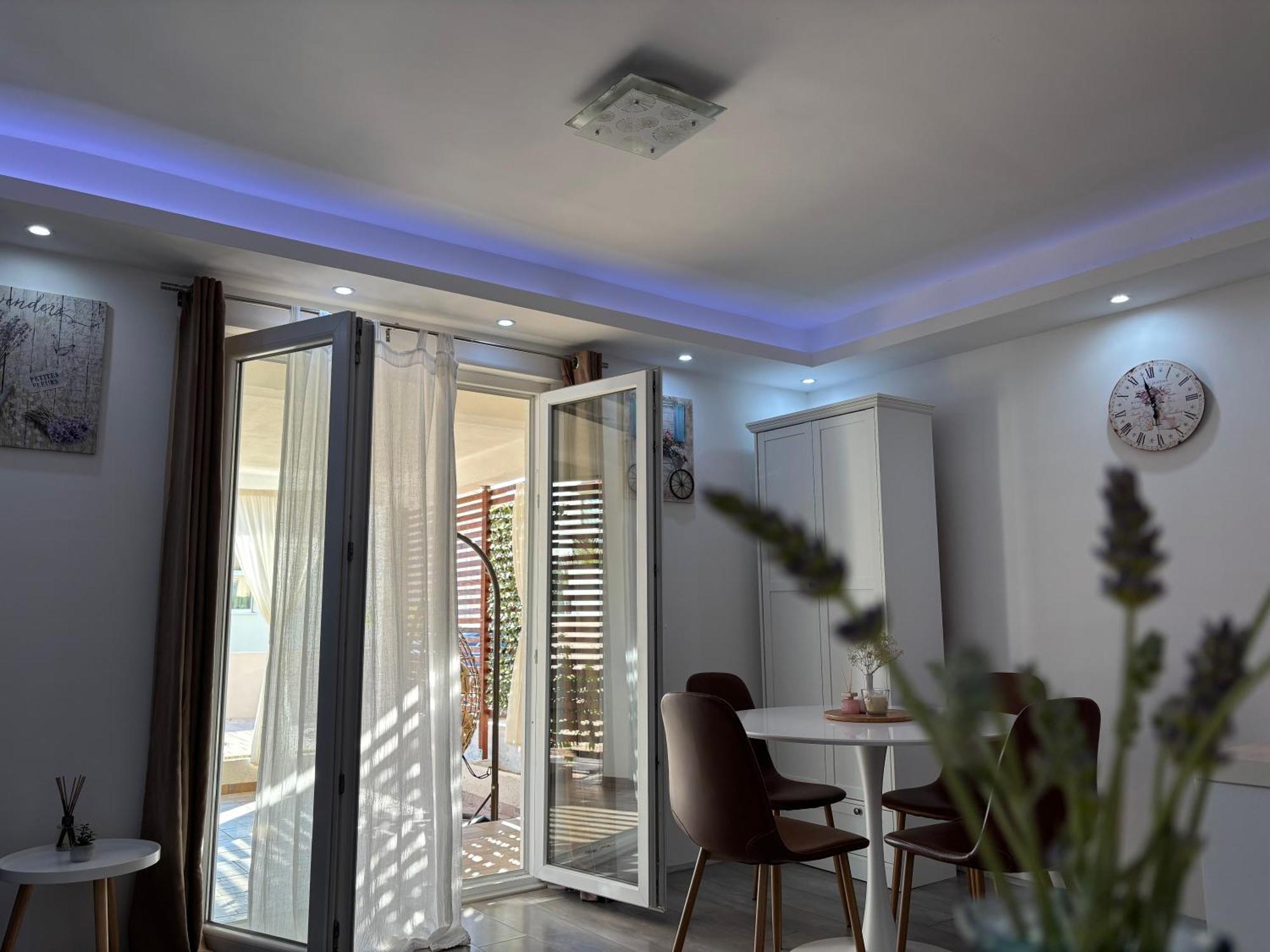 שיבניק Luxury Apartman Nr מראה חיצוני תמונה